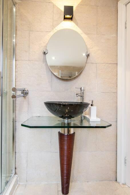 Windsor House 3 Bedrooms Sleeps 8 Manchester Esterno foto