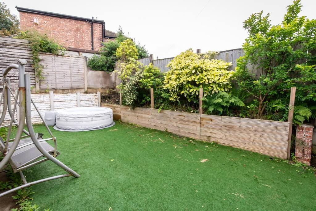 Windsor House 3 Bedrooms Sleeps 8 Manchester Esterno foto